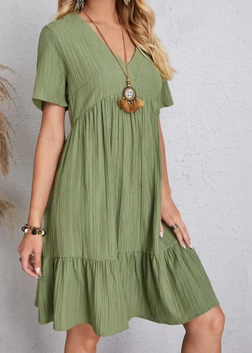 Rina – Comfortabele zomerjurk met flatterende pasvorm