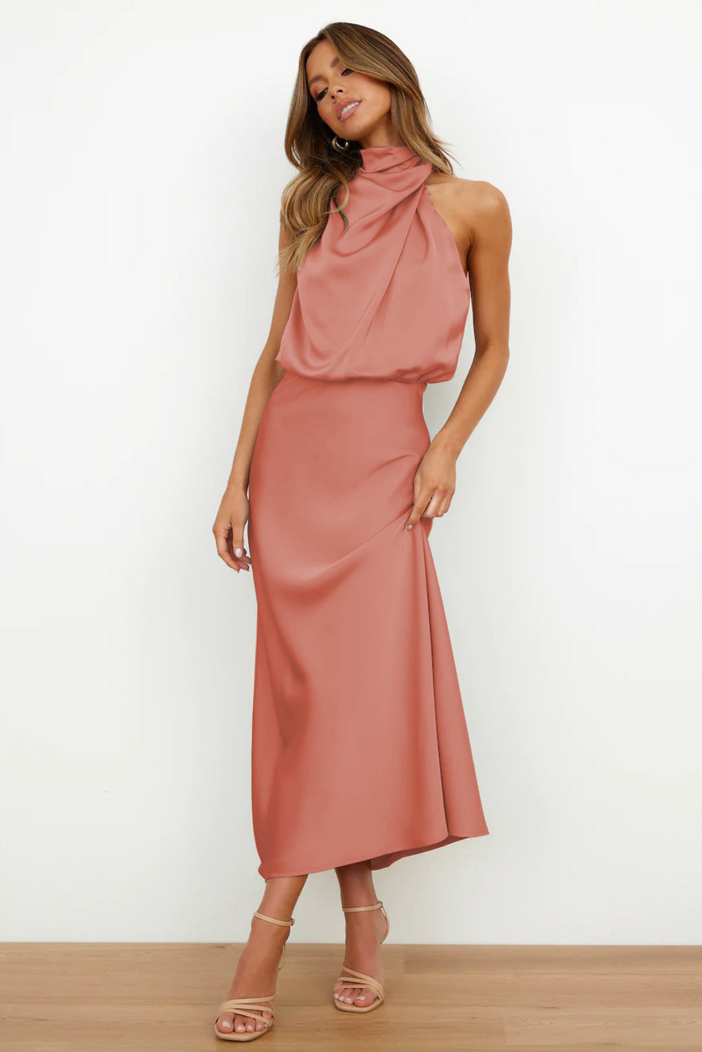 Julia – Elegante jurk met moderne flair