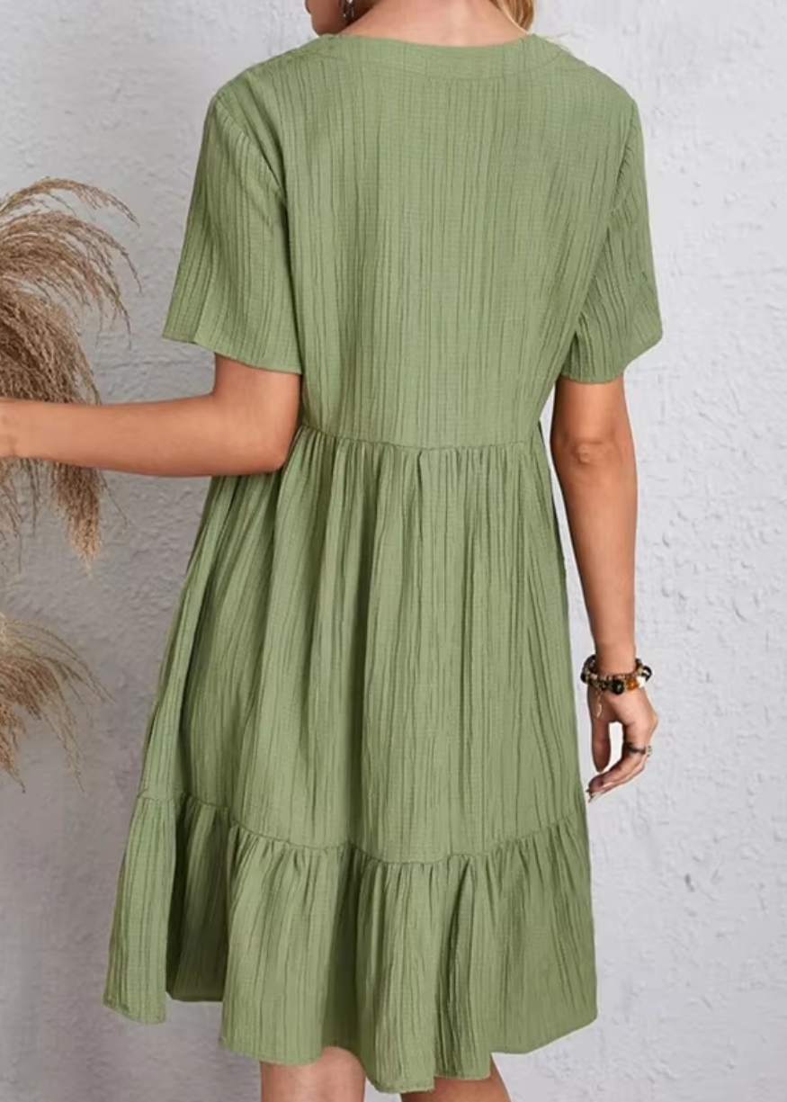 Rina – Comfortabele zomerjurk met flatterende pasvorm