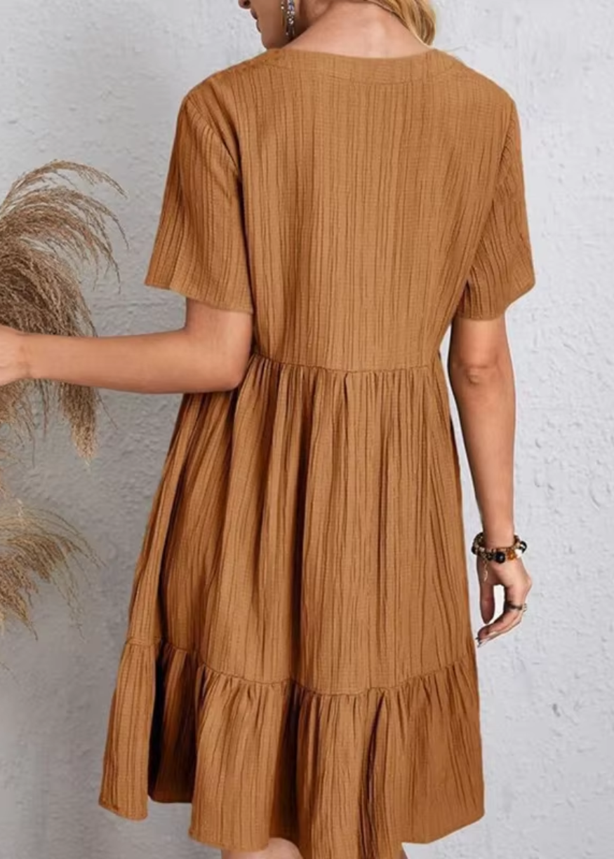 Rina – Comfortabele zomerjurk met flatterende pasvorm